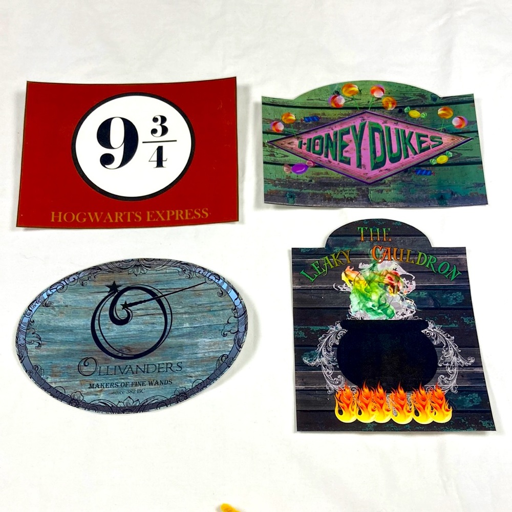 COPY - ***Ultimate Harry Potter party decorations four laminated signs